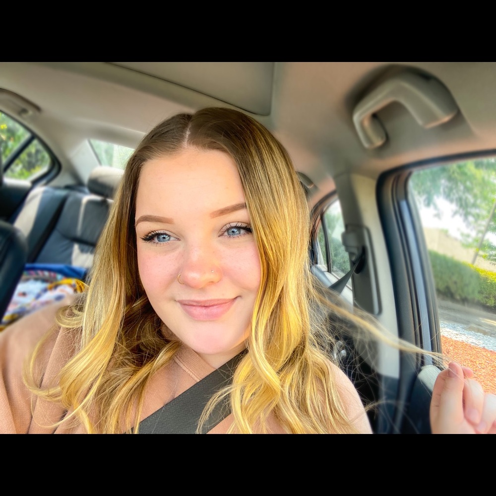 Meet your Posher, Baylee